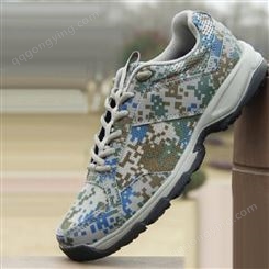 迷彩跑步鞋男新式训练鞋体能跑鞋超轻耐磨透气运动鞋