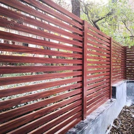 花园栅栏厂家 仿木色菱形格栅栏 铝合金仿木花园栅栏
