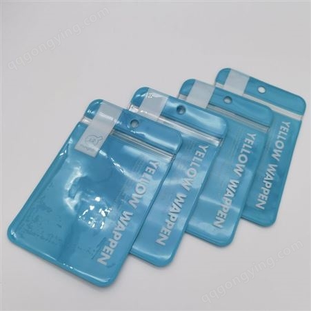 批量PVC防水软质胸卡套证件ID卡套展会证高档工作牌卡套